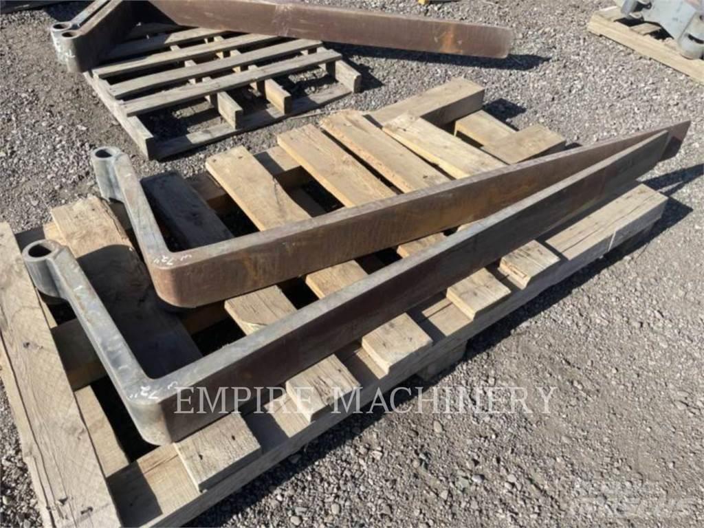 CAT TH TNS72 Pallegafler