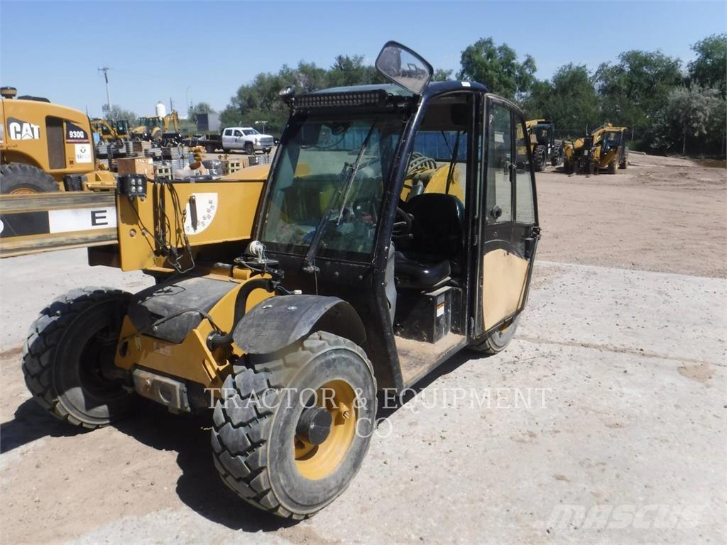 CAT TH255 Teleskoplastere