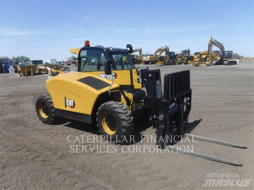 CAT TH255C Teleskoplastere