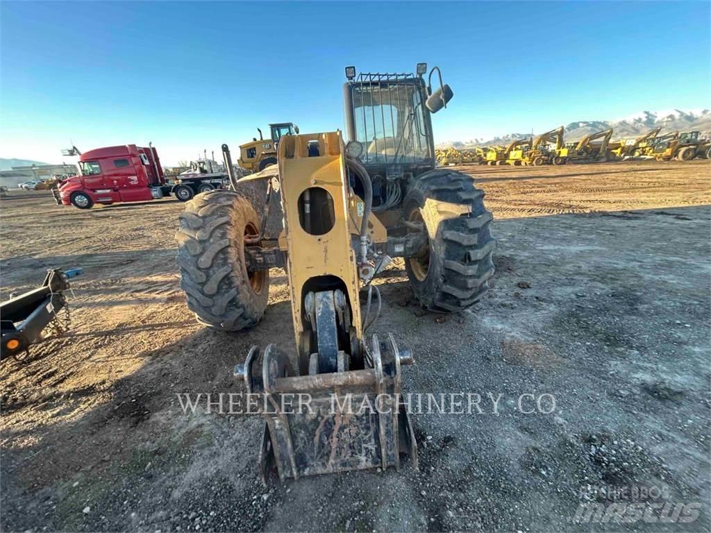 CAT TH330B Teleskoplastere