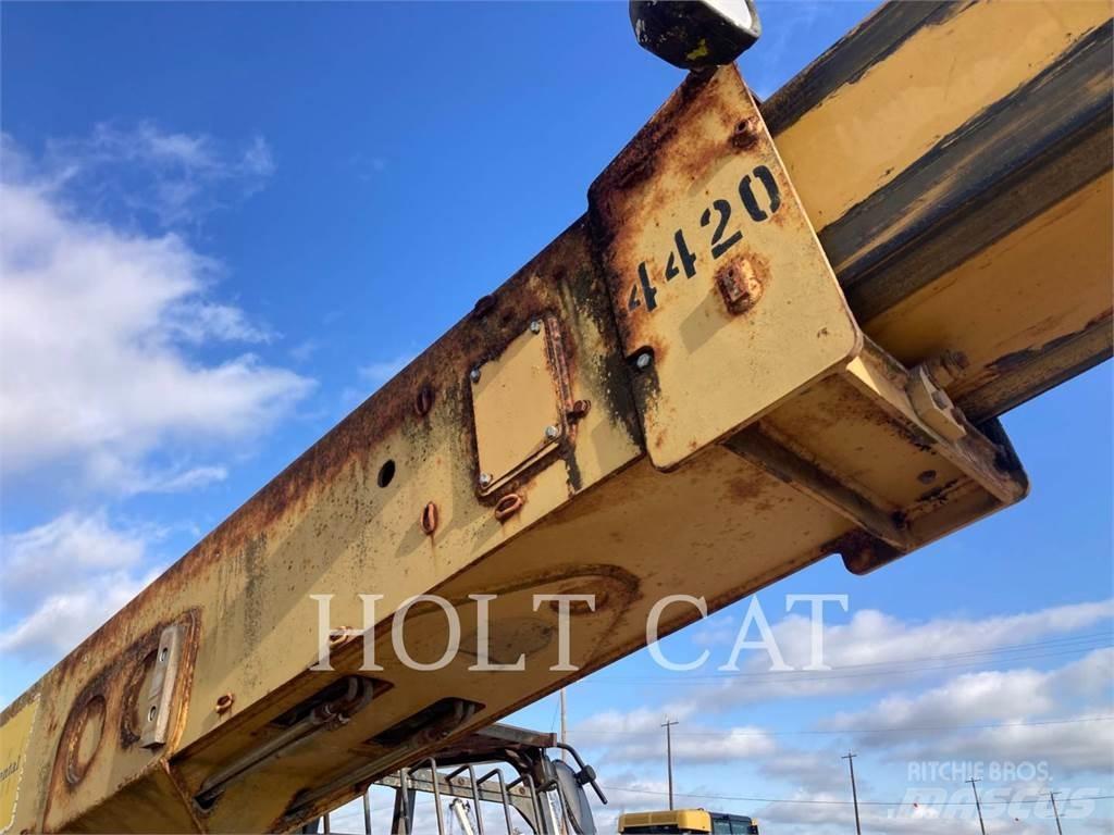 CAT TH63 Teleskoplastere