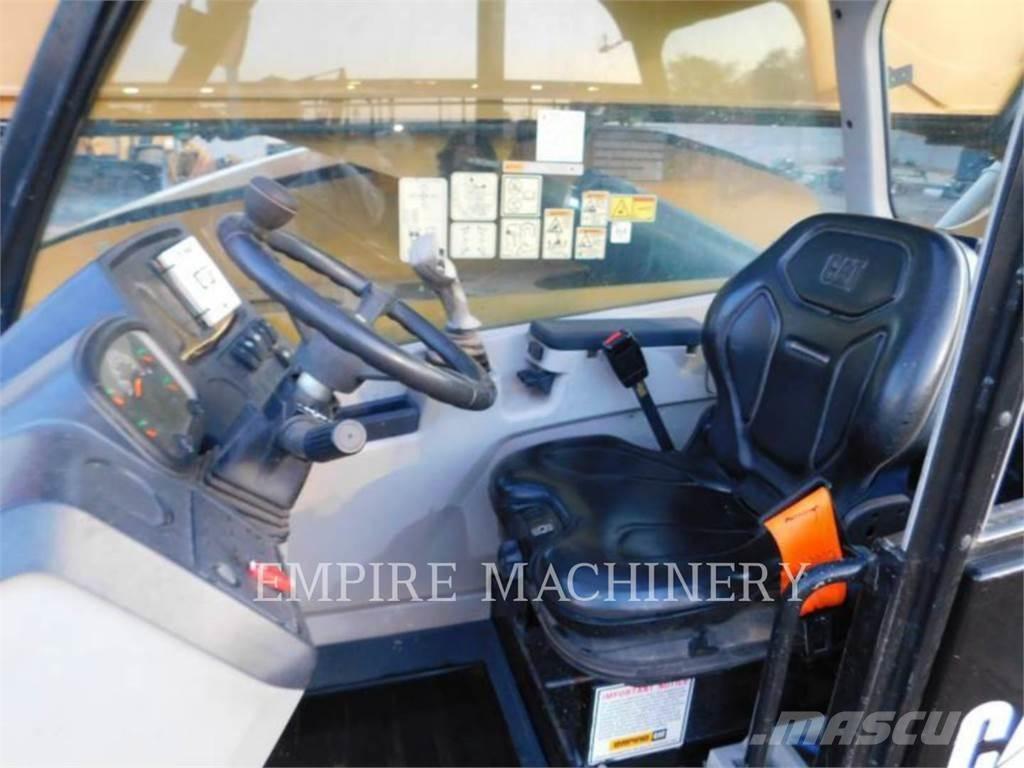 CAT TL1055D Teleskoplastere