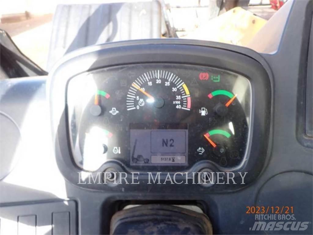 CAT TL1255D Teleskoplastere