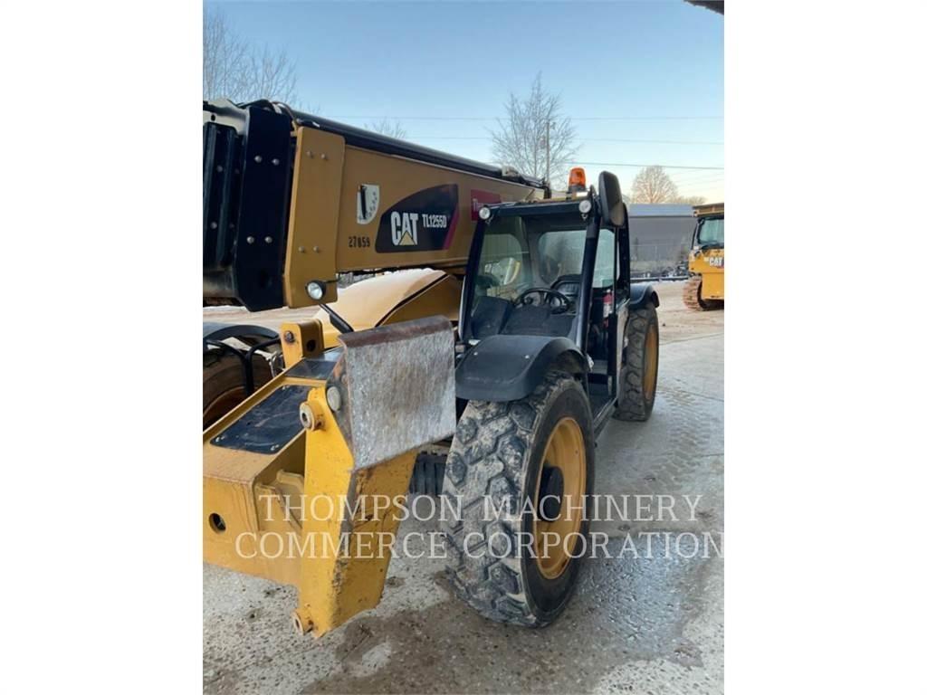 CAT TL1255D Teleskoplastere