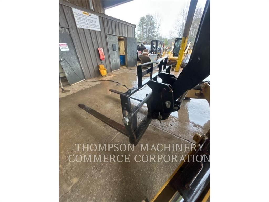 CAT TL1255D Teleskoplastere