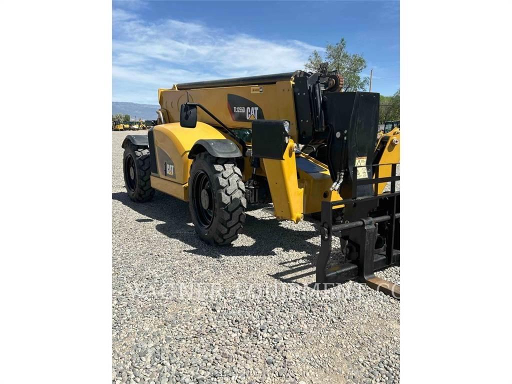 CAT TL1255D Teleskoplastere