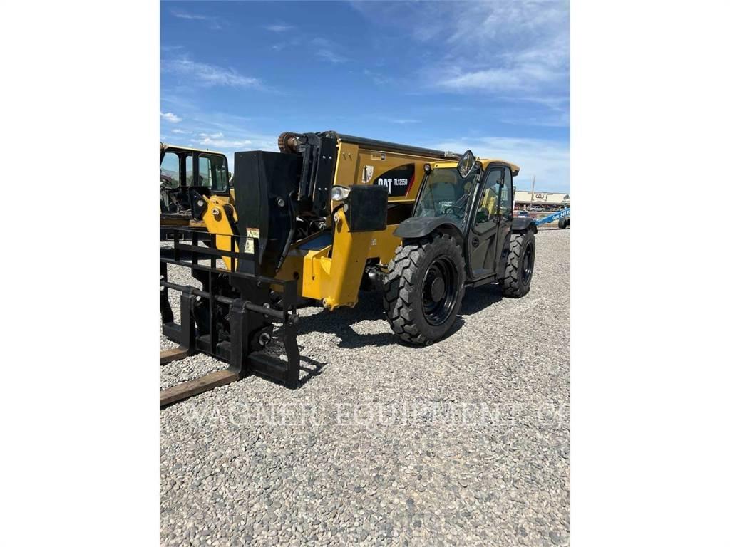 CAT TL1255D Teleskoplastere