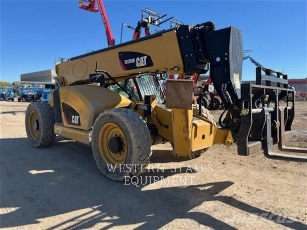 CAT TL1255D Teleskoplastere