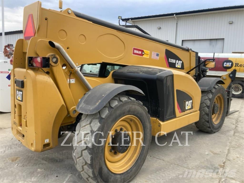 CAT TL1255D Teleskoplastere