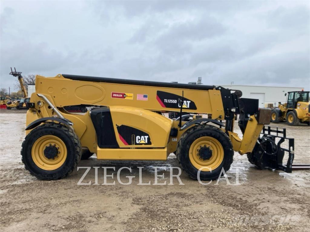 CAT TL1255D Teleskoplastere