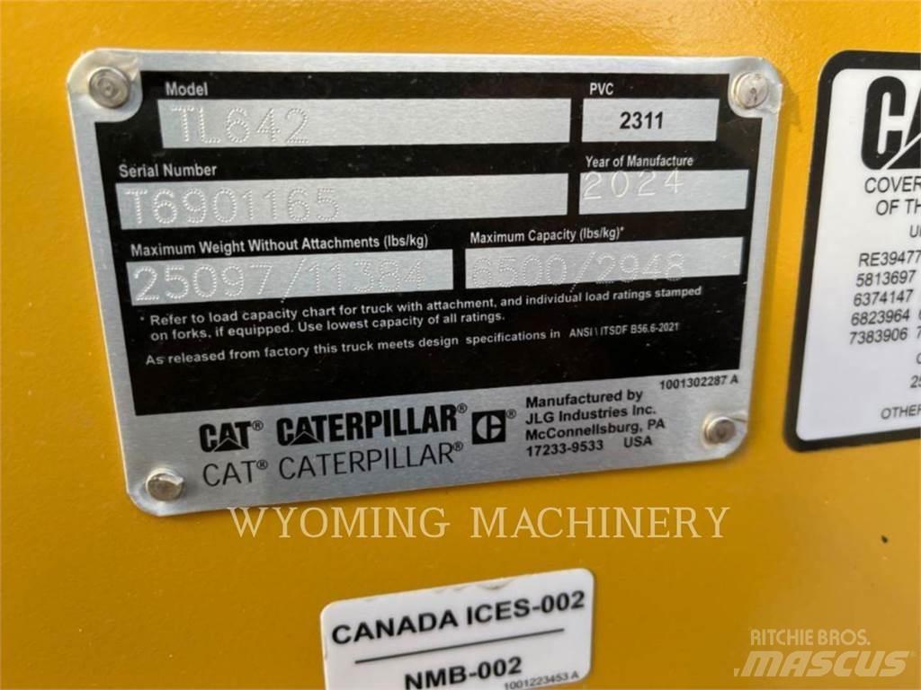 CAT TL642 Teleskoplastere