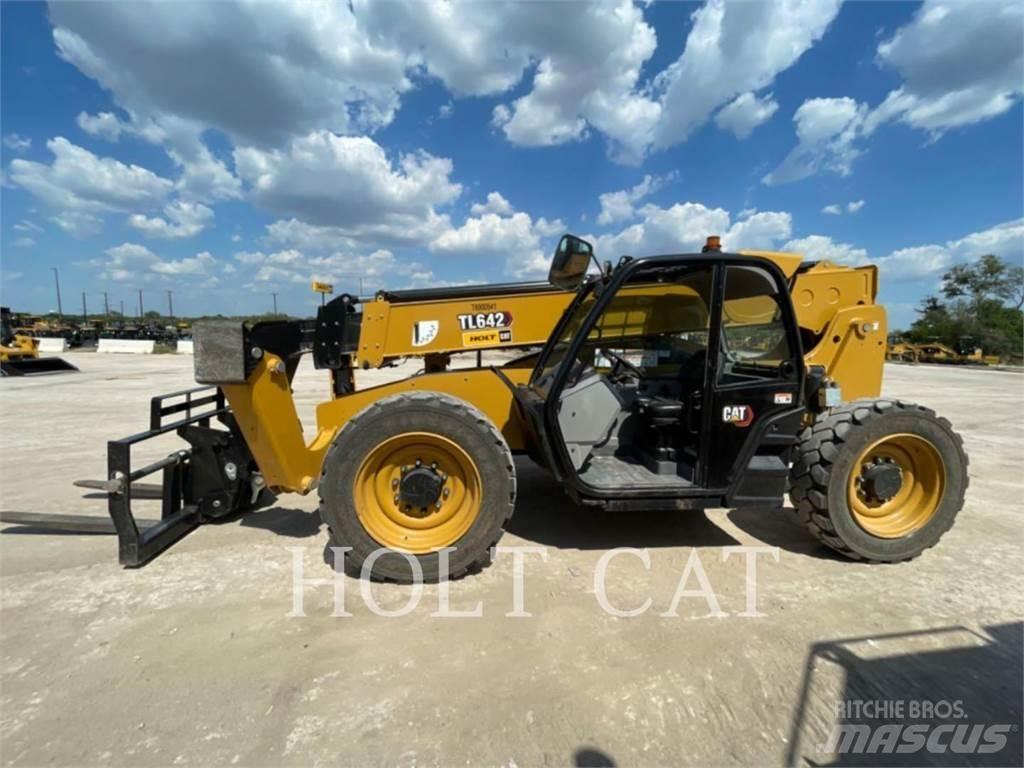 CAT TL642 Teleskoplastere