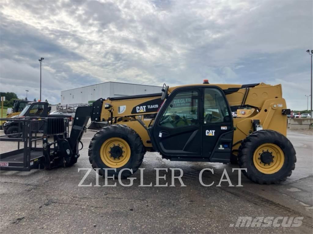 CAT TL642D Teleskoplastere