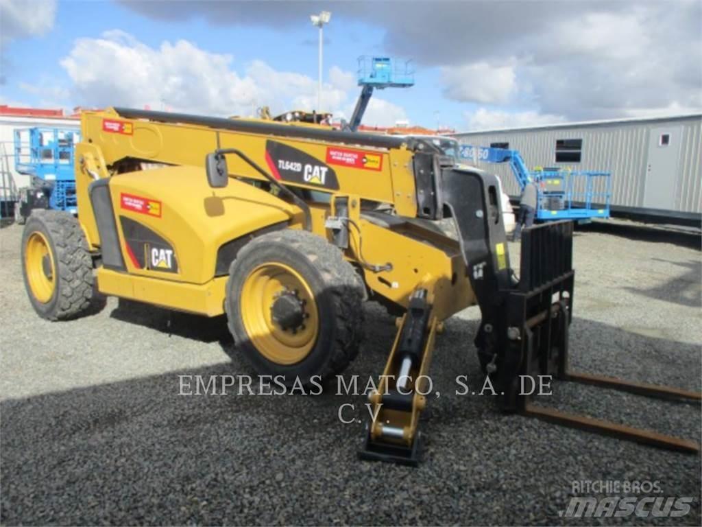 CAT TL642D Teleskoplastere