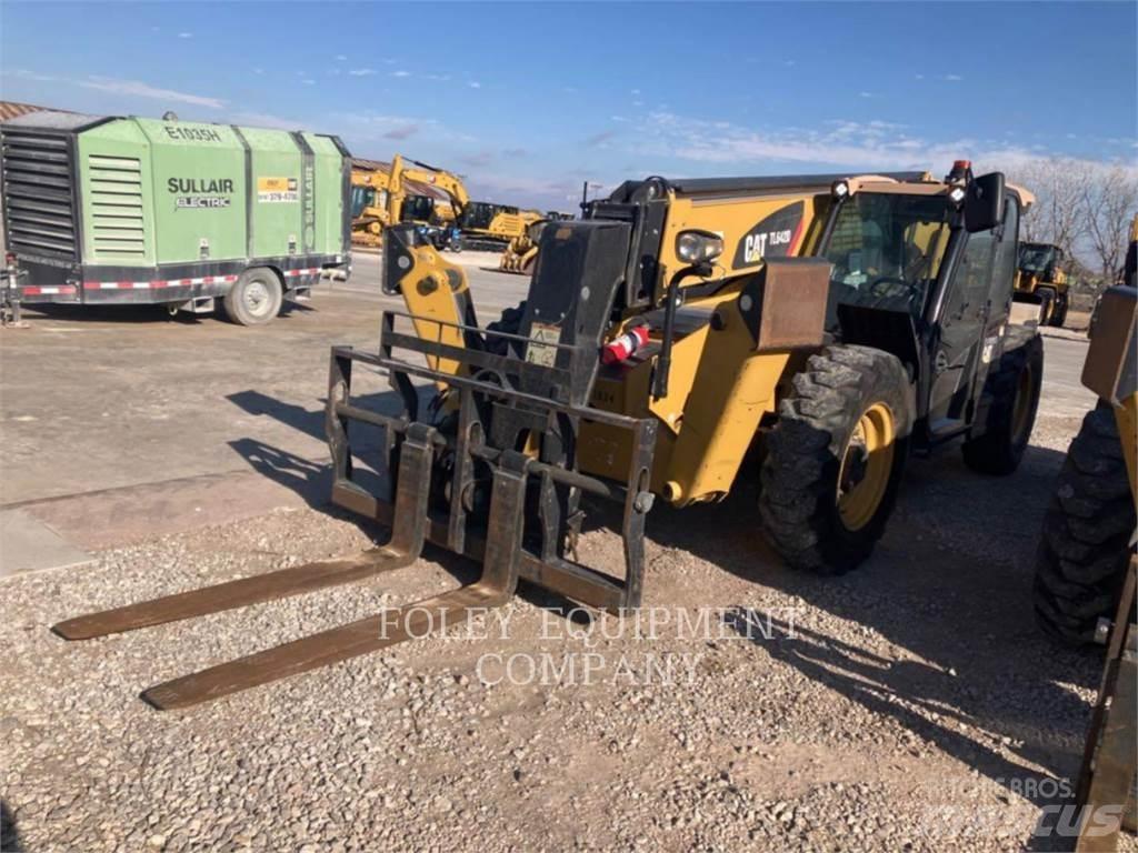 CAT TL642DC Teleskoplastere