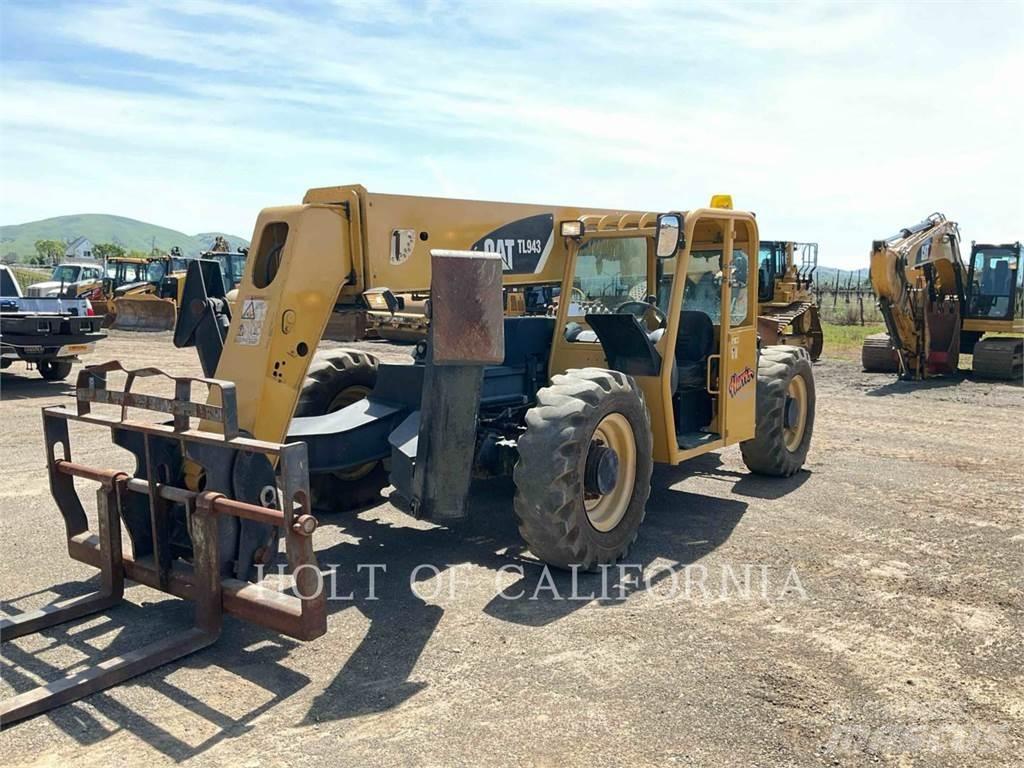 CAT TL943 Teleskoplastere