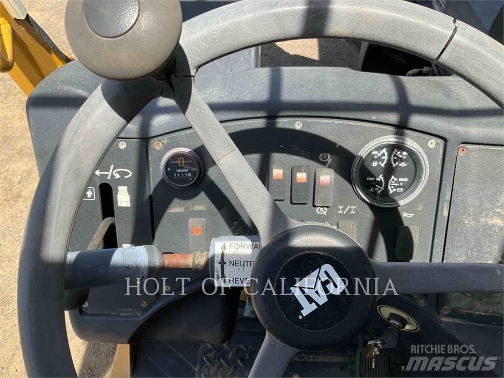 CAT TL943 Teleskoplastere