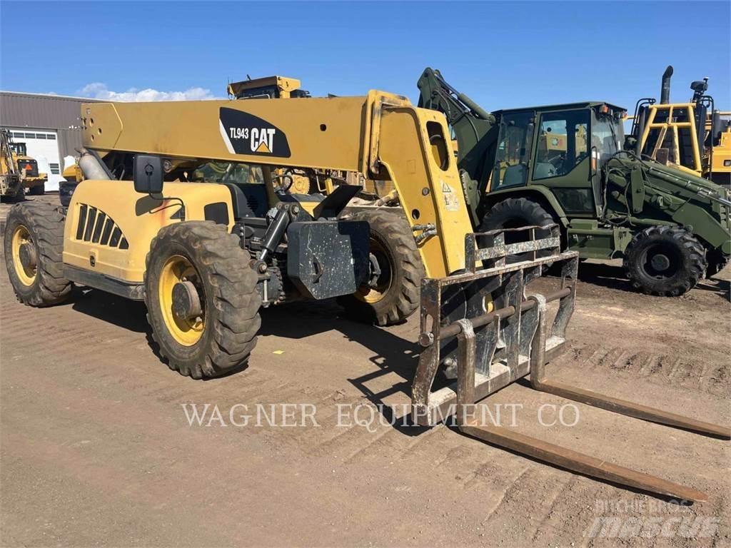 CAT TL943 Teleskoplastere