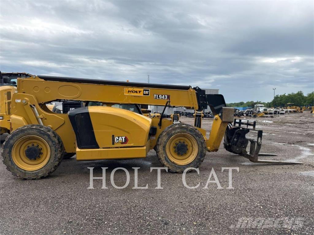 CAT TL943 Teleskoplastere