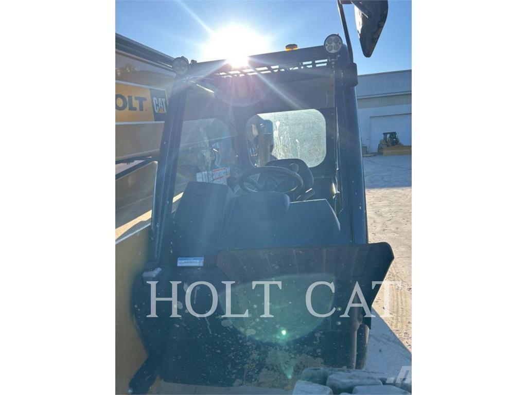 CAT TL943 Teleskoplastere