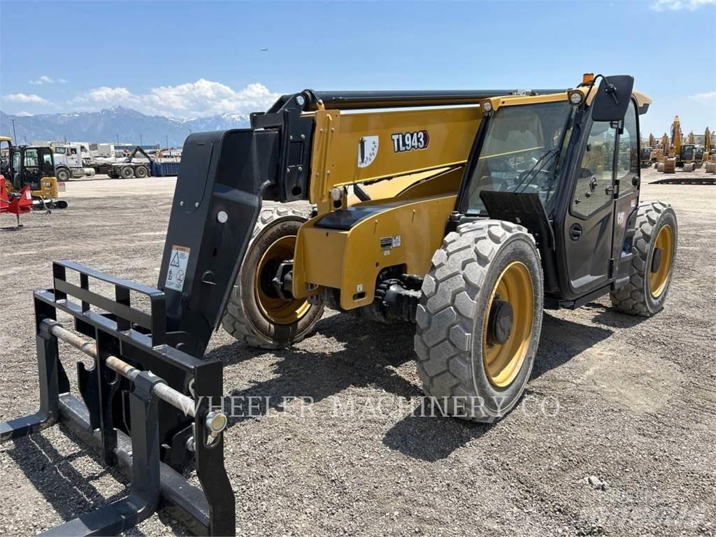 CAT TL943 CB Teleskoplastere