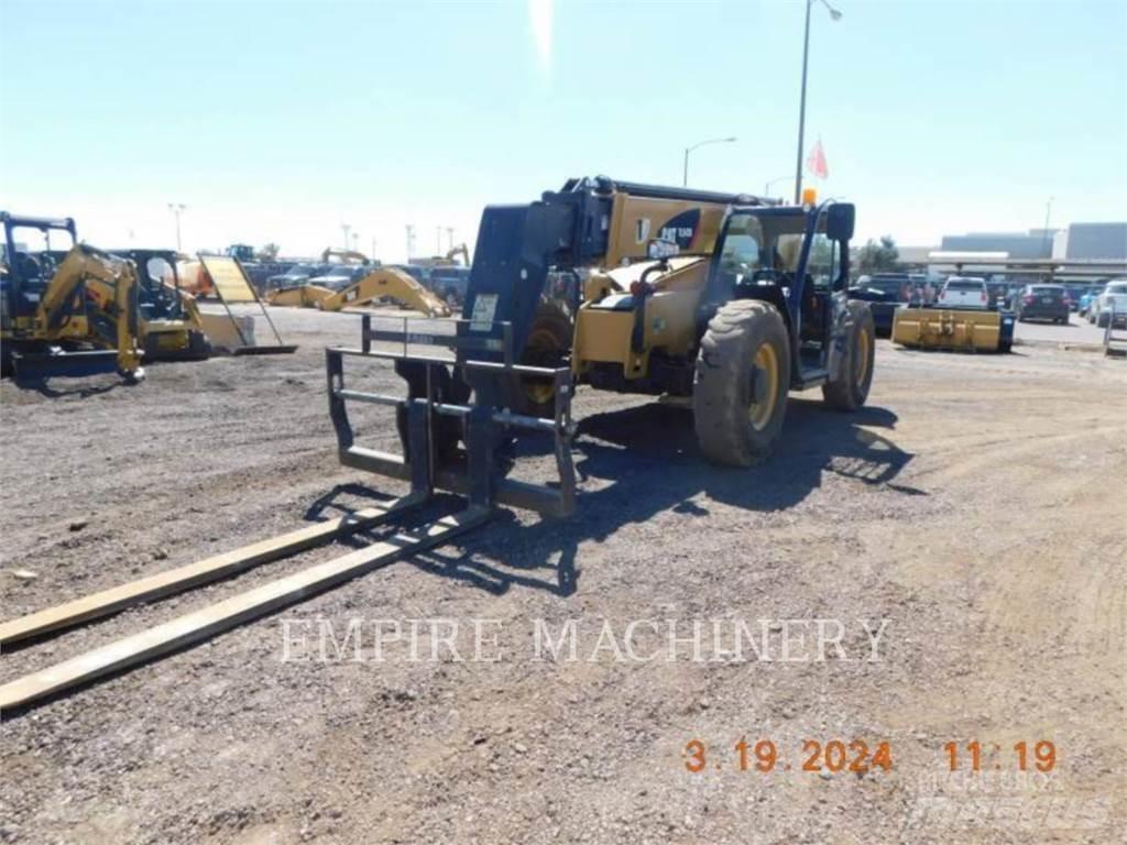 CAT TL943D Teleskoplastere