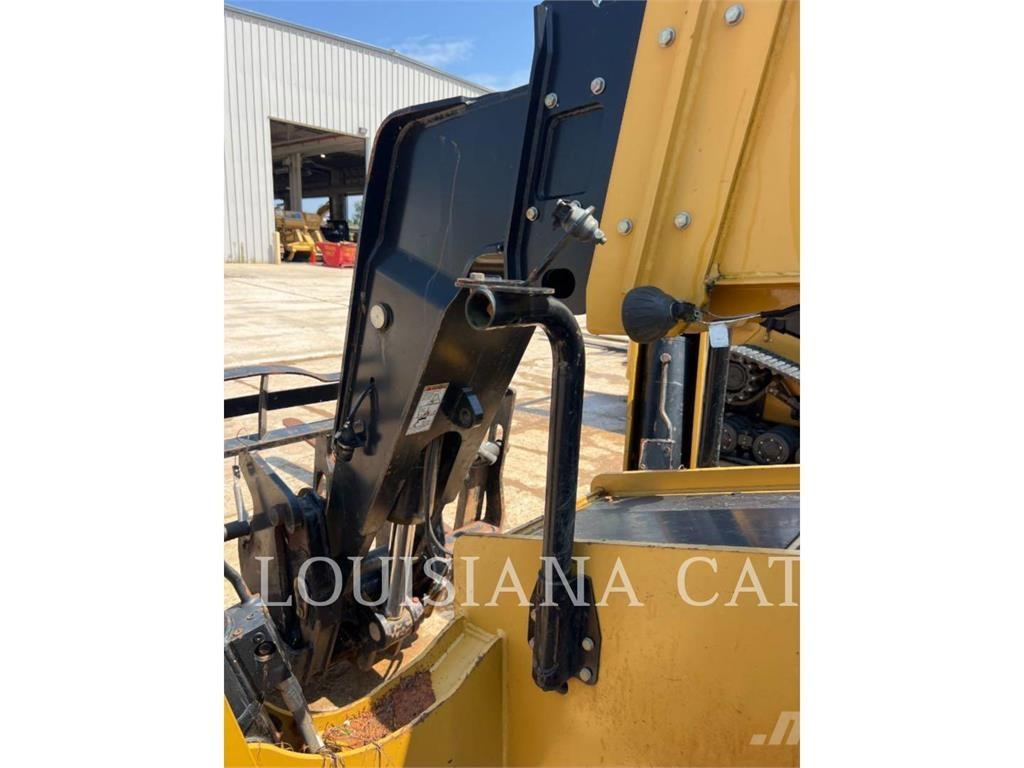 CAT TL943D Teleskoplastere