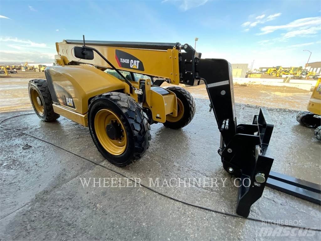 CAT TL943D CB Teleskoplastere