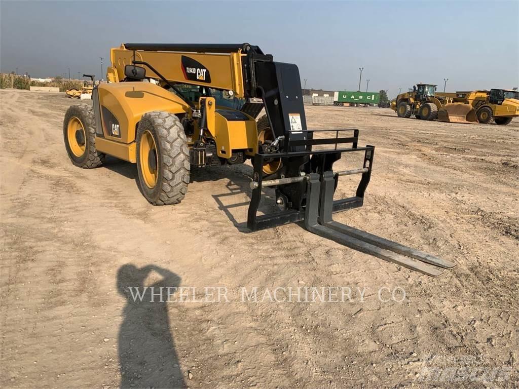CAT TL943D CB Teleskoplastere