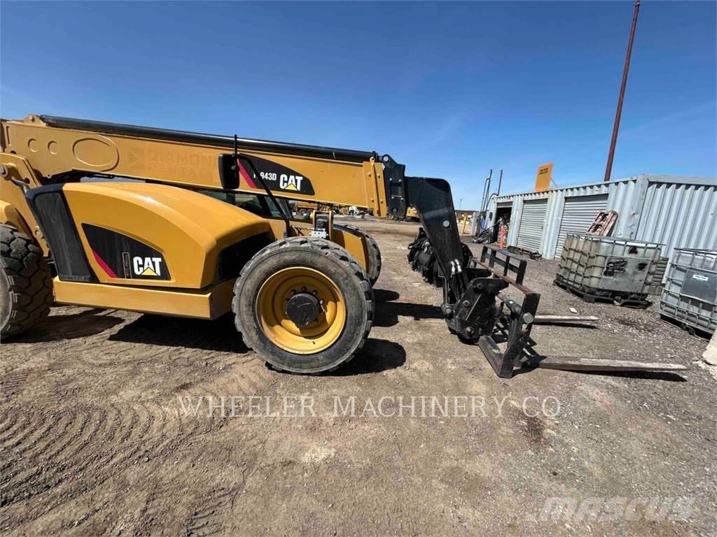 CAT TL943D CB Teleskoplastere