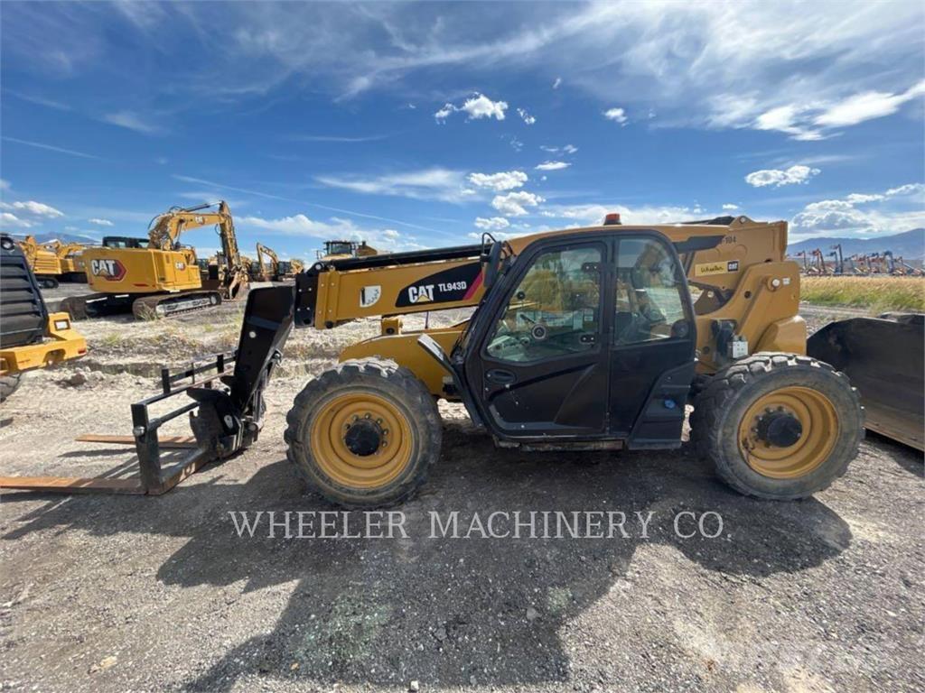 CAT TL943D CB Teleskoplastere