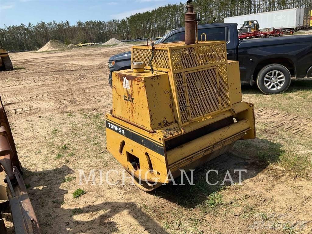 CAT TSM54 Hjullaster til komprimering