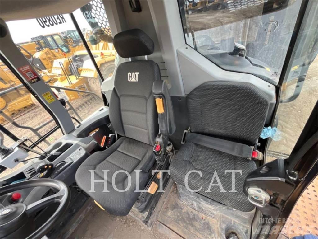 CAT W00 725 Tankbiler
