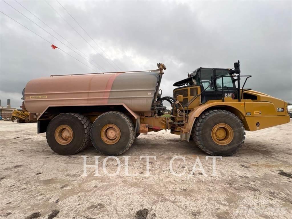 CAT W00 740GC Tankbiler