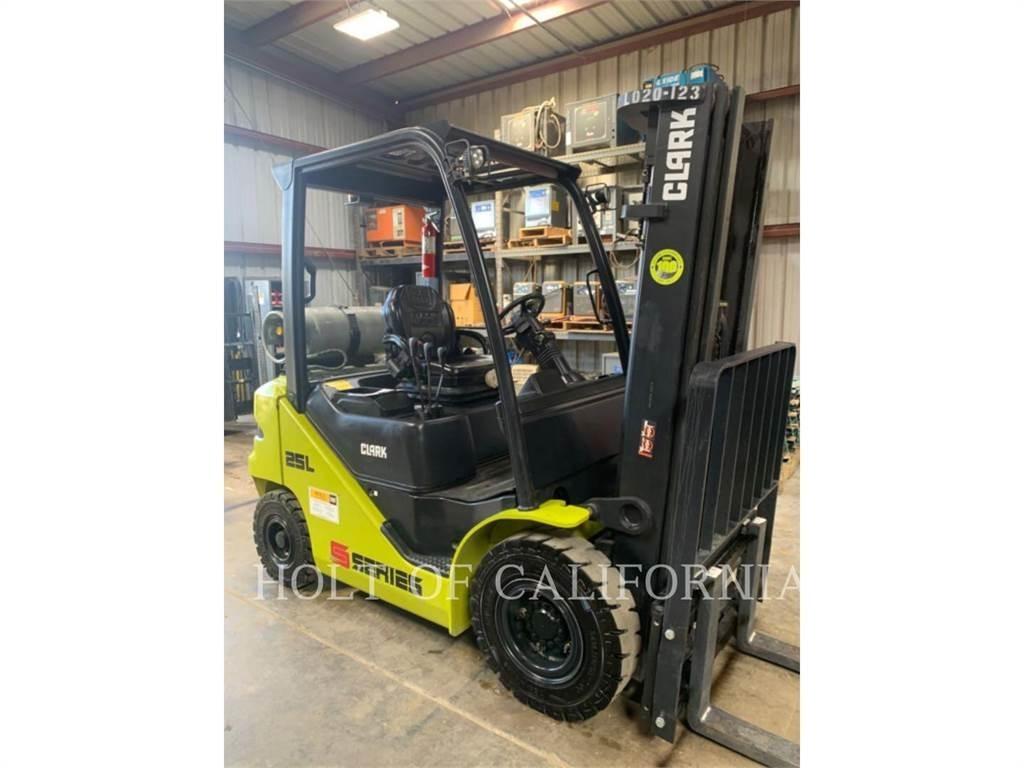 Clark S25L Gaffeltrucker - Annet