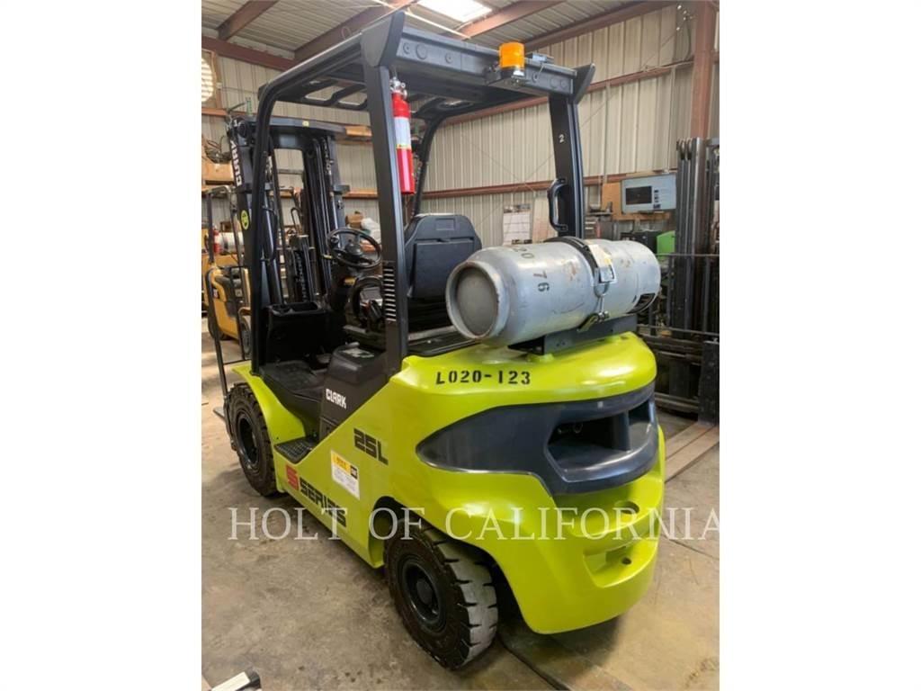 Clark S25L Gaffeltrucker - Annet