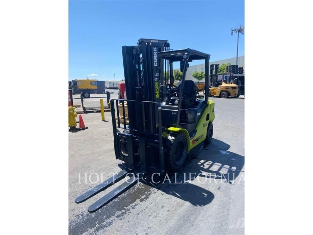 Clark S30 DUAL Gaffeltrucker - Annet