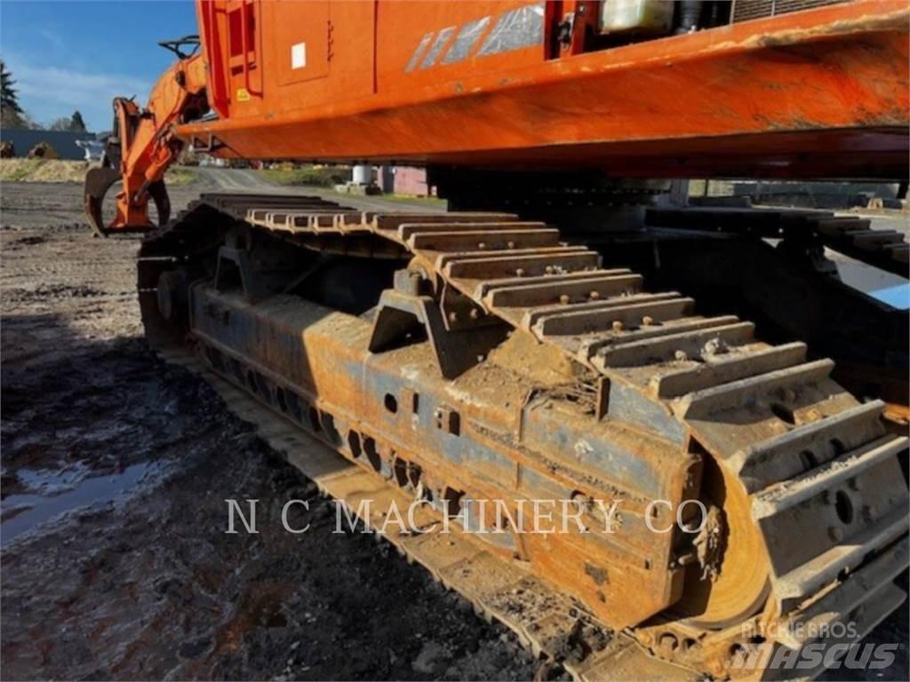 Doosan DX300LL Traktor med skogsutstyr