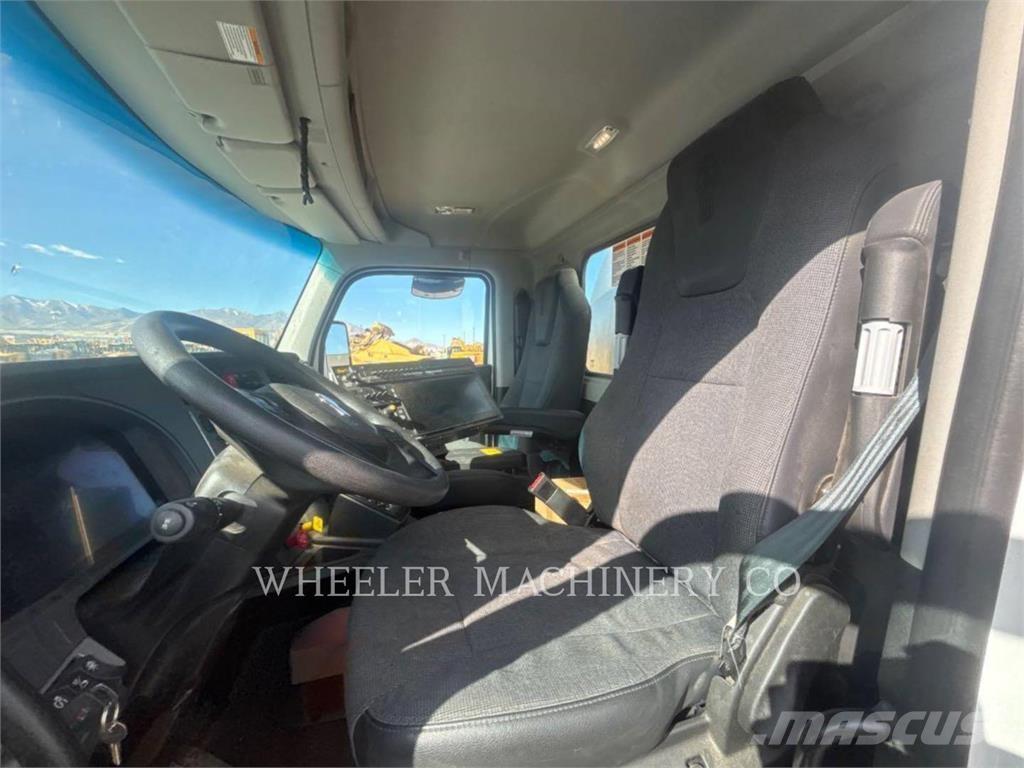  E.D. ETNYRE DIST 3500 Asfalt/tjære sprøyter