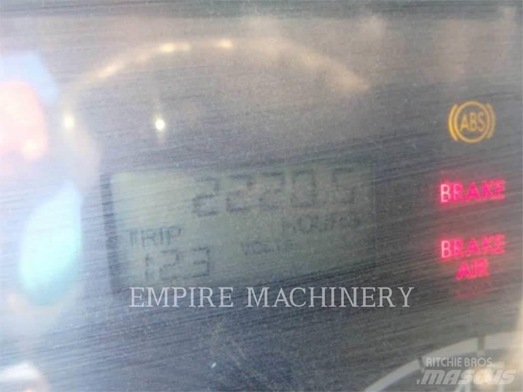 Freightliner 2K WT Tankbiler