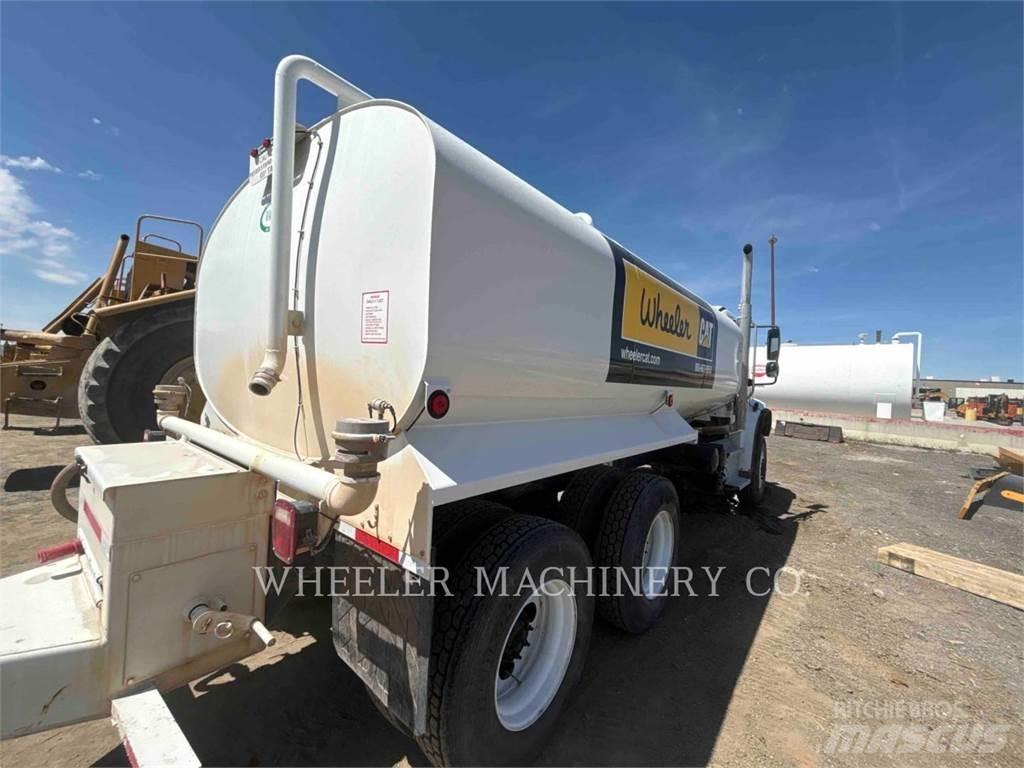 Freightliner WT4000 A Tankbiler