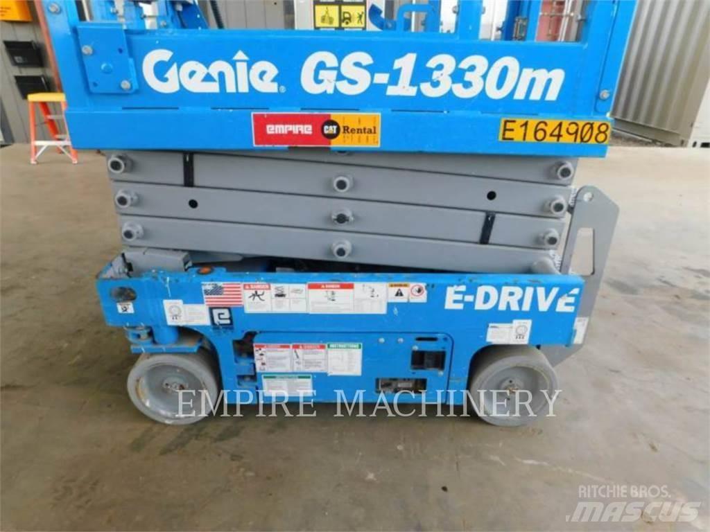Genie GS1330 Leddede bomlifter