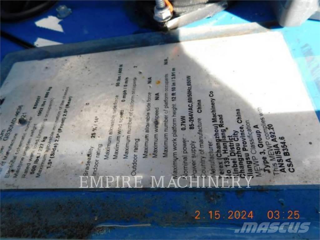 Genie GS1330 Leddede bomlifter