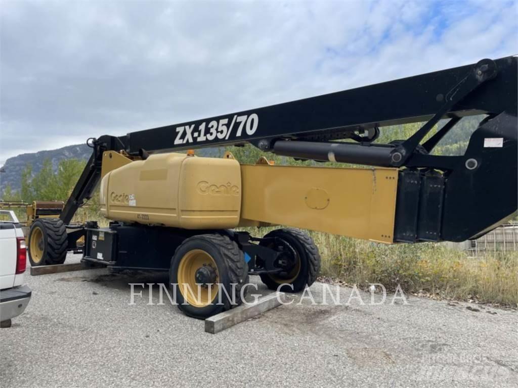 Genie JLGZX135 Leddede bomlifter
