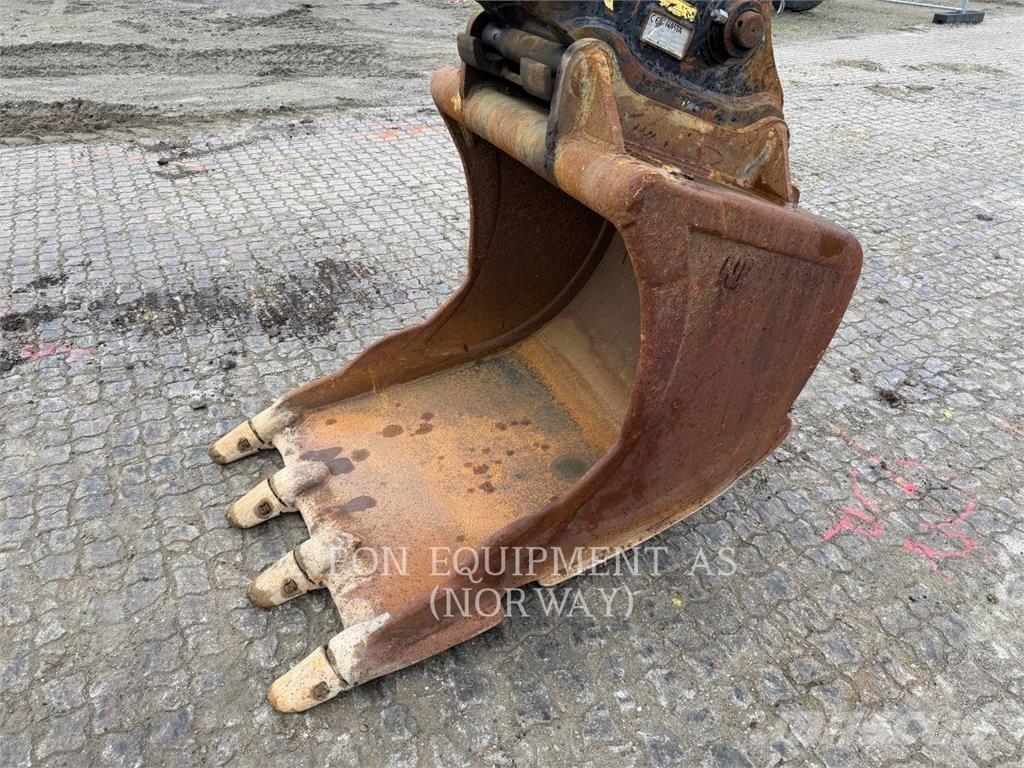 Hitachi ZX210 Beltegraver