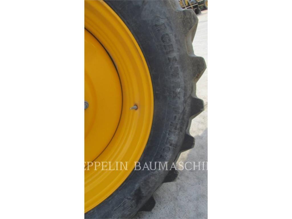 JCB 8330 Lassbærere