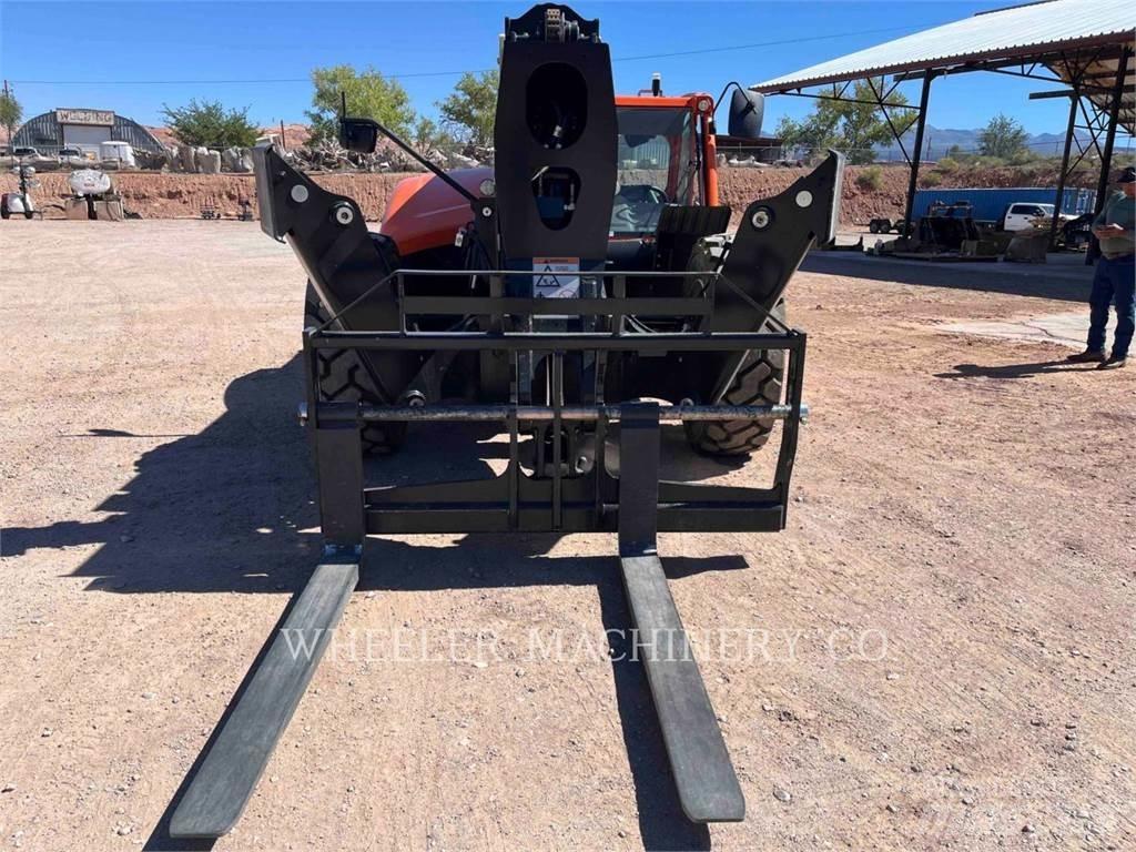 JLG 1055 Teleskoplastere