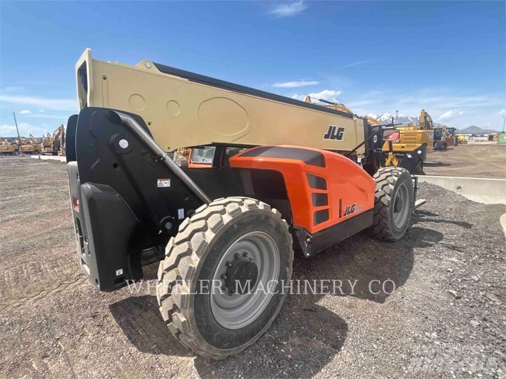 JLG 1055 Teleskoplastere