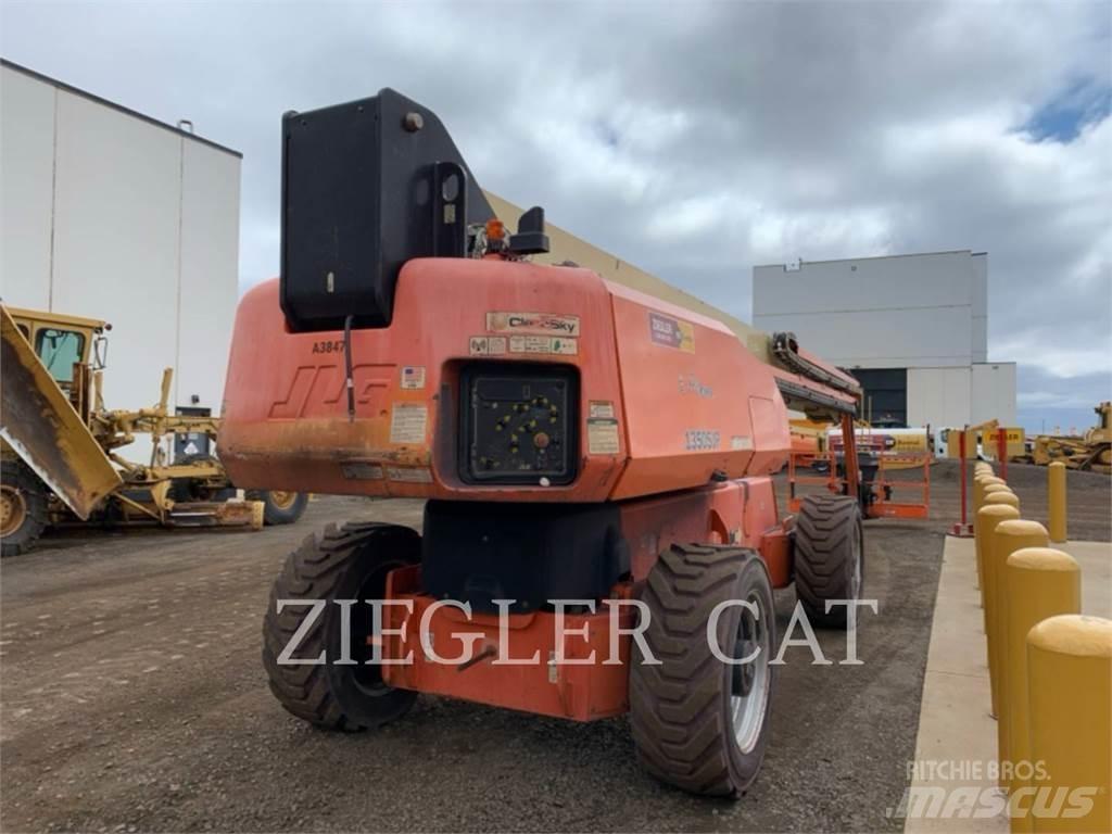 JLG 1350SJP Leddede bomlifter