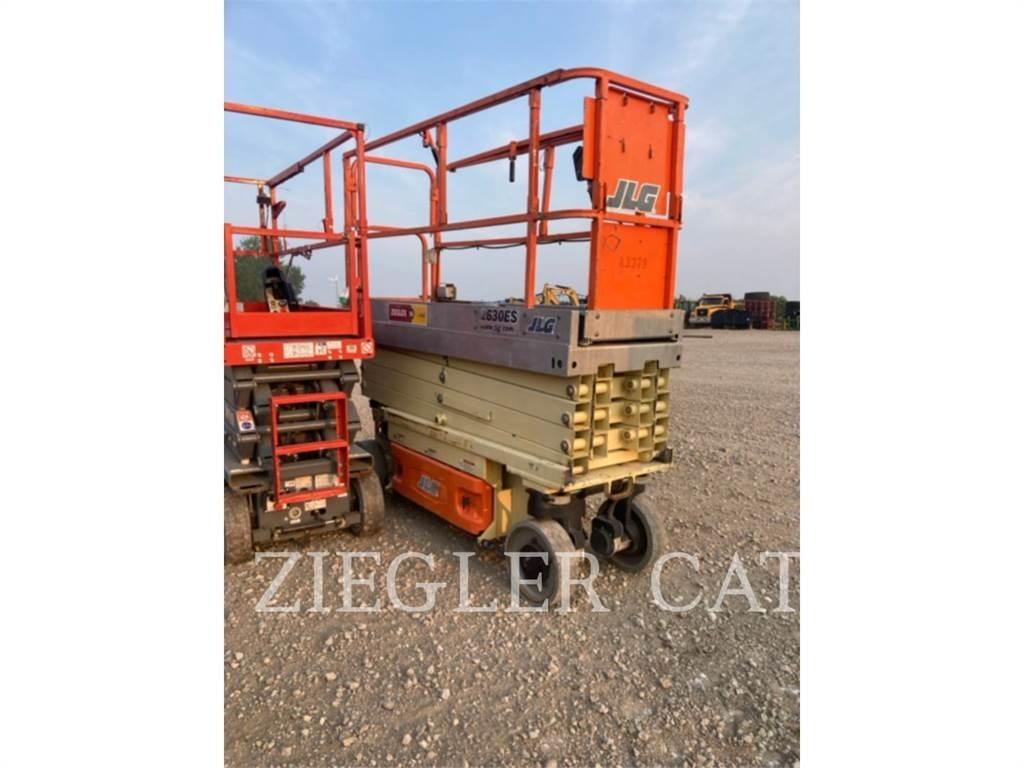 JLG 2630ES Sakselifter